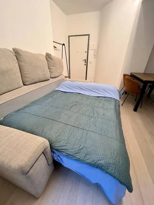 Modern Apartment - Walking Distance To Milan Central Station