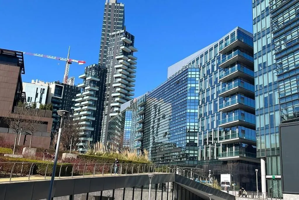 Modern Apartment - Walking Distance To Milan Central Station Italy